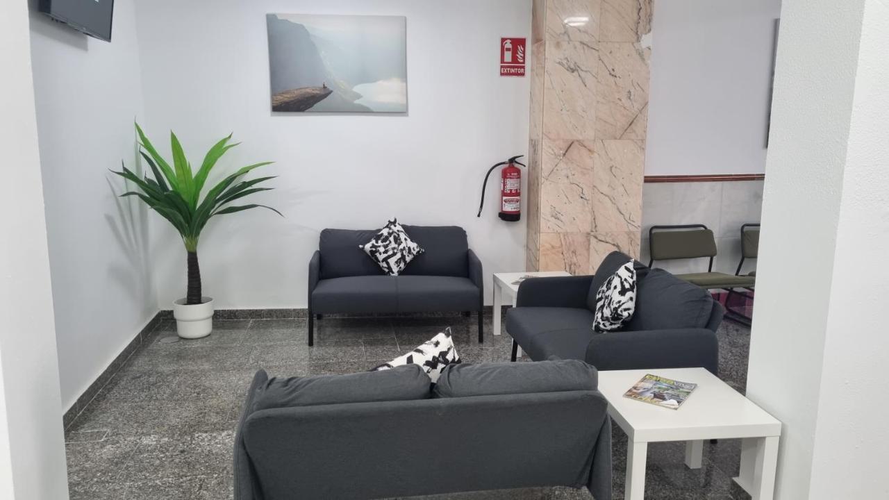 Hostal Nerjasol Εξωτερικό φωτογραφία