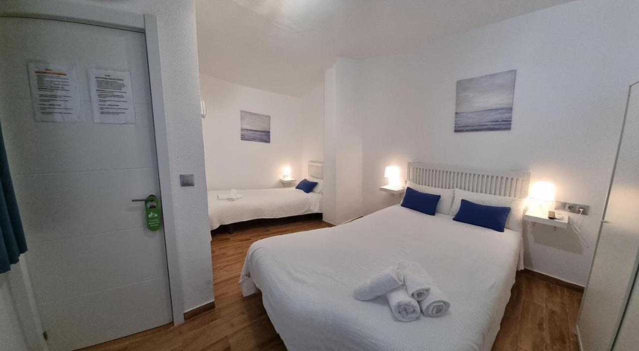Hostal Nerjasol Εξωτερικό φωτογραφία